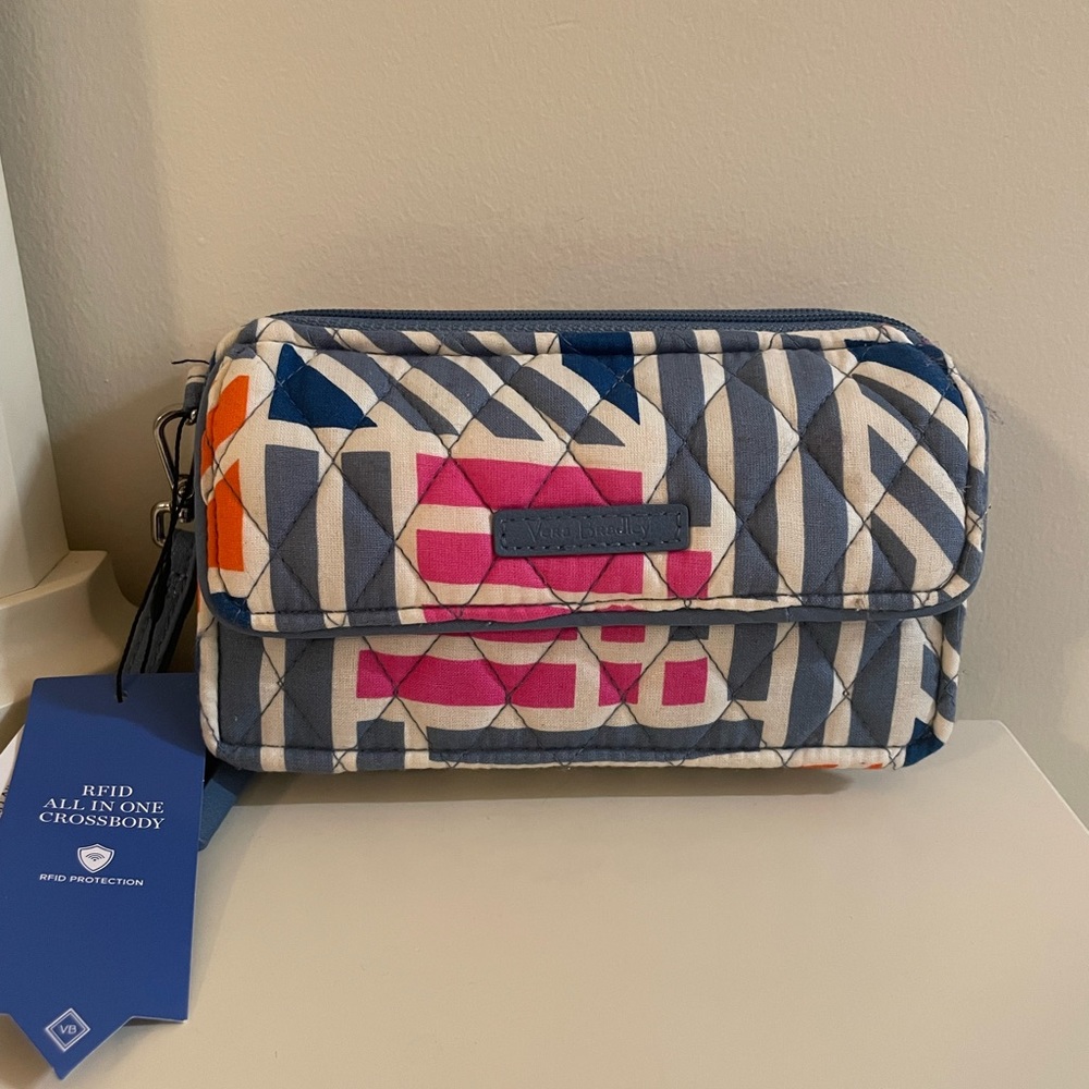 NWT Vera Bradley all in one crossbody